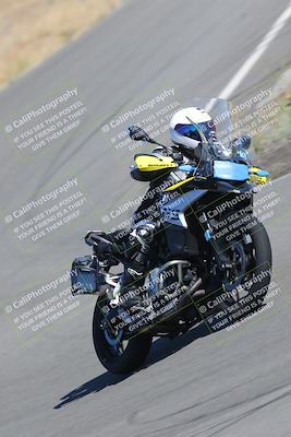 media/Nov-12-2023-Classic Track Days (Sun) [[11f17acb81]]/Group 3/session 2 turn 9/